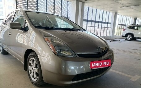 Toyota Prius, 2006 год, 750 000 рублей, 3 фотография