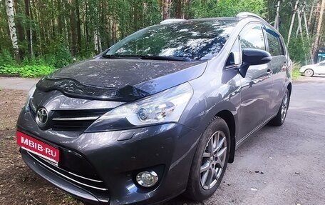 Toyota Verso I, 2015 год, 1 980 000 рублей, 3 фотография