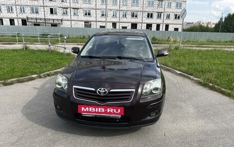 Toyota Avensis III рестайлинг, 2008 год, 650 000 рублей, 2 фотография