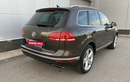 Volkswagen Touareg III, 2015 год, 3 285 000 рублей, 7 фотография