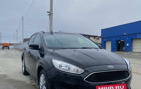 Ford Focus III, 2015 год, 1 050 000 рублей, 2 фотография