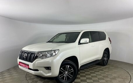 Toyota Land Cruiser Prado 150 рестайлинг 2, 2019 год, 4 930 000 рублей, 1 фотография