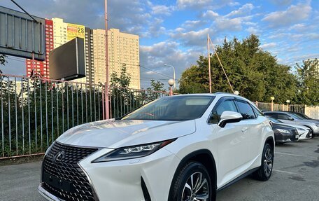 Lexus RX IV рестайлинг, 2022 год, 7 700 000 рублей, 1 фотография