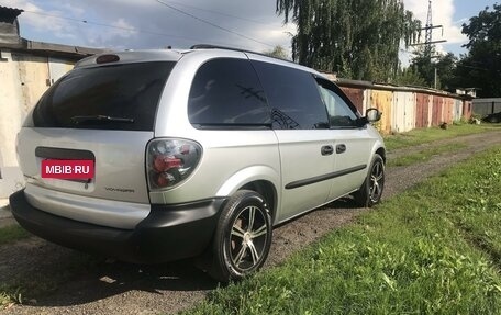 Chrysler Voyager IV, 2002 год, 720 000 рублей, 3 фотография