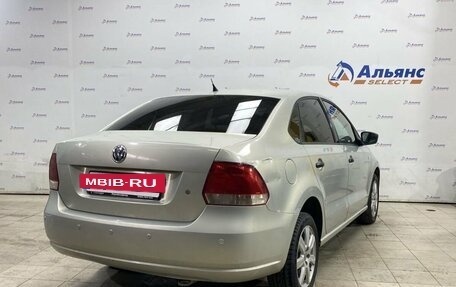 Volkswagen Polo VI (EU Market), 2011 год, 625 000 рублей, 2 фотография