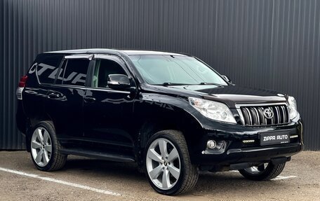 Toyota Land Cruiser Prado 150 рестайлинг 2, 2013 год, 3 099 000 рублей, 3 фотография