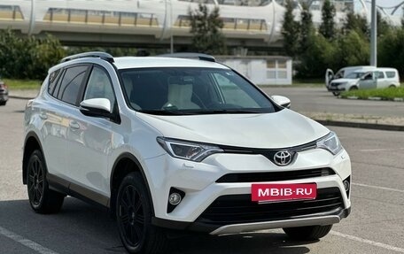 Toyota RAV4, 2017 год, 2 820 000 рублей, 1 фотография