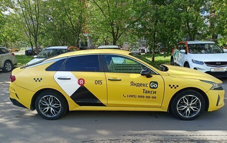 KIA K5, 2021 год, 2 420 000 рублей, 2 фотография