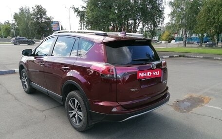 Toyota RAV4, 2018 год, 2 200 000 рублей, 3 фотография