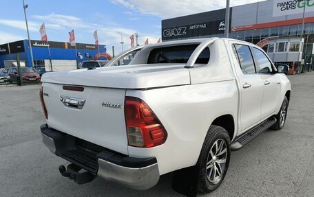 Toyota Hilux VIII, 2016 год, 3 279 000 рублей, 7 фотография