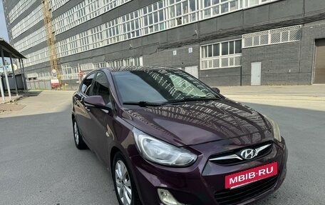 Hyundai Solaris II рестайлинг, 2012 год, 629 000 рублей, 2 фотография