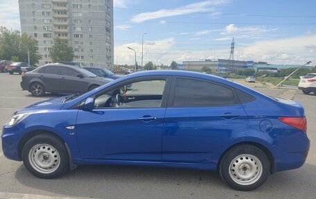 Hyundai Solaris II рестайлинг, 2011 год, 688 000 рублей, 3 фотография