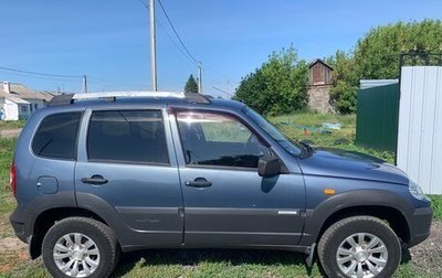 Chevrolet Niva I рестайлинг, 2010 год, 530 000 рублей, 1 фотография