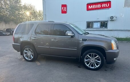 Cadillac Escalade III, 2011 год, 2 400 000 рублей, 6 фотография