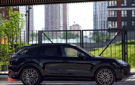 Porsche Cayenne III, 2023 год, 17 800 000 рублей, 8 фотография