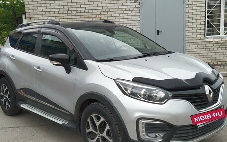 Renault Kaptur I рестайлинг, 2017 год, 1 350 000 рублей, 1 фотография