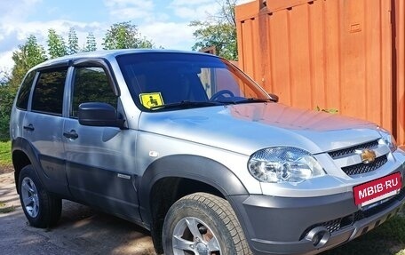 Chevrolet Niva I рестайлинг, 2016 год, 790 000 рублей, 4 фотография