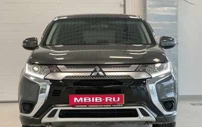 Mitsubishi Outlander III рестайлинг 3, 2018 год, 2 400 000 рублей, 1 фотография