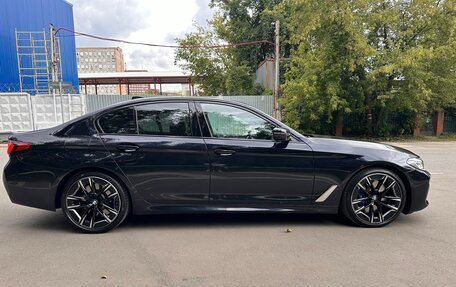 BMW 5 серия, 2021 год, 6 880 000 рублей, 2 фотография