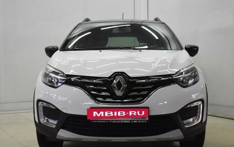 Renault Kaptur I рестайлинг, 2021 год, 1 810 000 рублей, 2 фотография