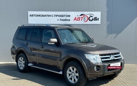 Mitsubishi Pajero IV, 2011 год, 2 290 000 рублей, 3 фотография