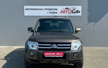 Mitsubishi Pajero IV, 2011 год, 2 290 000 рублей, 2 фотография