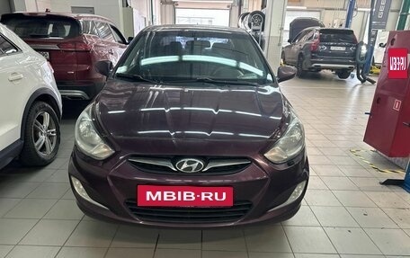 Hyundai Solaris II рестайлинг, 2011 год, 787 000 рублей, 2 фотография