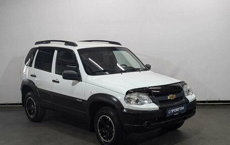 Chevrolet Niva I рестайлинг, 2018 год, 849 000 рублей, 3 фотография