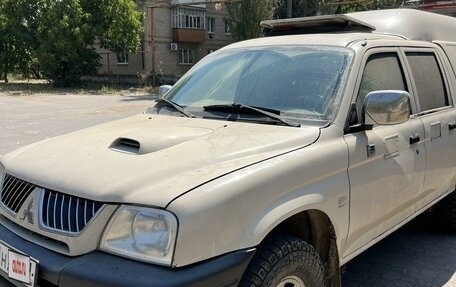 Mitsubishi L200 III рестайлинг, 2006 год, 1 190 000 рублей, 2 фотография