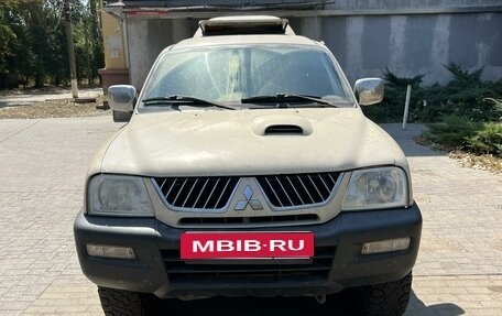 Mitsubishi L200 III рестайлинг, 2006 год, 1 190 000 рублей, 4 фотография