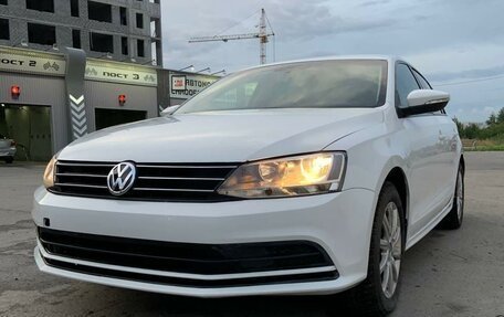 Volkswagen Jetta VI, 2015 год, 1 100 000 рублей, 2 фотография