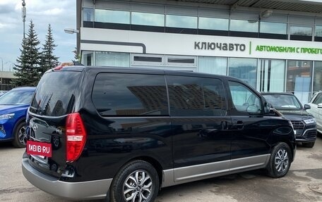 Hyundai H-1 II рестайлинг, 2018 год, 3 120 000 рублей, 4 фотография