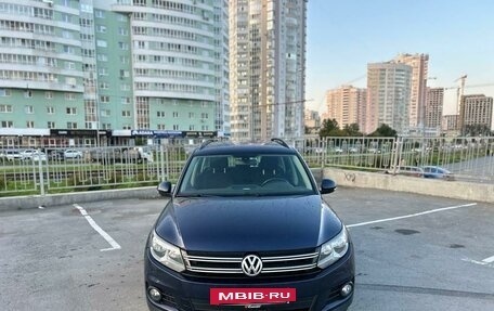 Volkswagen Tiguan I, 2012 год, 1 050 000 рублей, 2 фотография