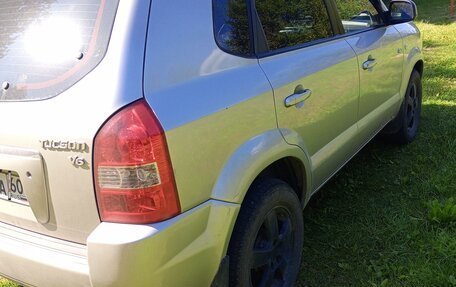 Hyundai Tucson III, 2005 год, 950 000 рублей, 3 фотография