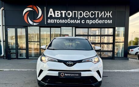 Toyota C-HR I рестайлинг, 2018 год, 1 990 000 рублей, 6 фотография