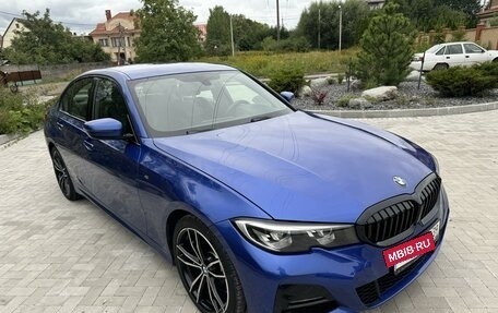 BMW 3 серия, 2019 год, 4 600 000 рублей, 3 фотография