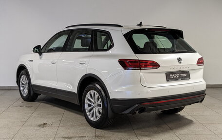 Volkswagen Touareg III, 2020 год, 5 850 000 рублей, 7 фотография