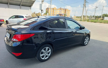 Hyundai Solaris II рестайлинг, 2014 год, 810 000 рублей, 3 фотография