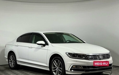 Volkswagen Passat B8 рестайлинг, 2017 год, 2 770 000 рублей, 3 фотография