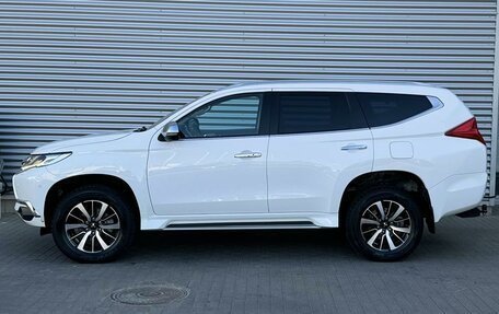 Mitsubishi Pajero Sport III рестайлинг, 2018 год, 3 250 000 рублей, 6 фотография