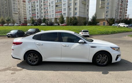 KIA Optima IV, 2019 год, 1 850 000 рублей, 2 фотография