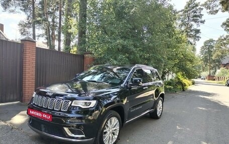 Jeep Grand Cherokee, 2017 год, 4 390 000 рублей, 2 фотография