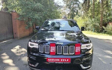 Jeep Grand Cherokee, 2017 год, 4 390 000 рублей, 3 фотография