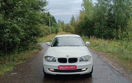 BMW 1 серия, 2011 год, 715 000 рублей, 2 фотография