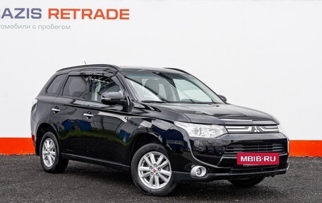 Mitsubishi Outlander III рестайлинг 3, 2012 год, 1 520 000 рублей, 3 фотография