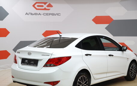 Hyundai Solaris II рестайлинг, 2015 год, 1 130 000 рублей, 5 фотография