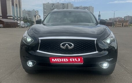 Infiniti QX70, 2017 год, 2 950 000 рублей, 4 фотография