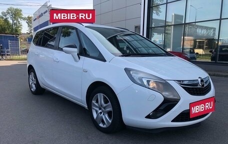 Opel Zafira C рестайлинг, 2014 год, 1 299 000 рублей, 3 фотография