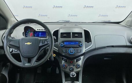 Chevrolet Aveo III, 2015 год, 775 000 рублей, 9 фотография