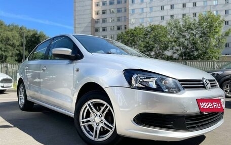 Volkswagen Polo VI (EU Market), 2012 год, 839 000 рублей, 2 фотография